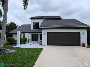 Building Photo - 22338 Ensenada Way
