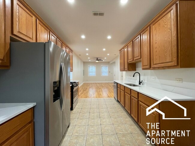 Foto del edificio - 3606 W Cortland St