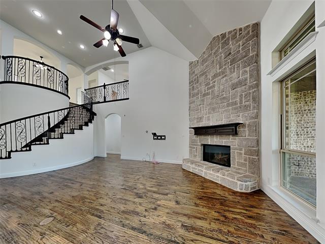 Building Photo - 1009 Spinks Ct