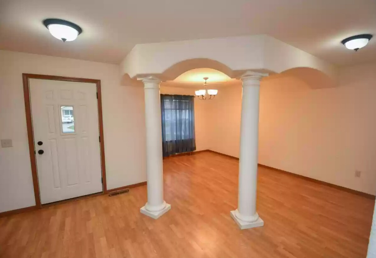 502 Commander Ct, Fort Atkinson, WI 53538 Townhome Rentals in Fort Atkinson WI