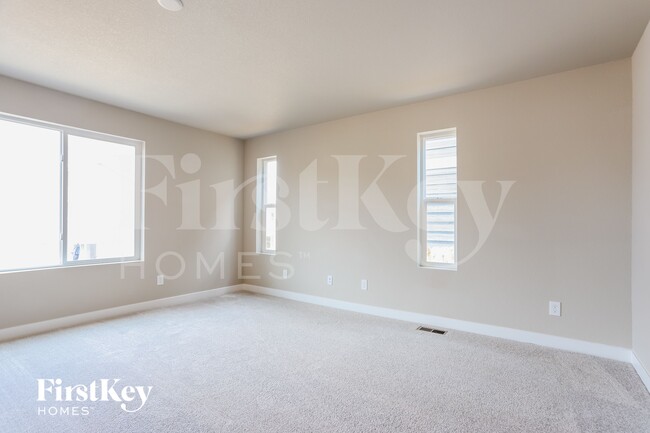 Building Photo - 10512 Horton Dr