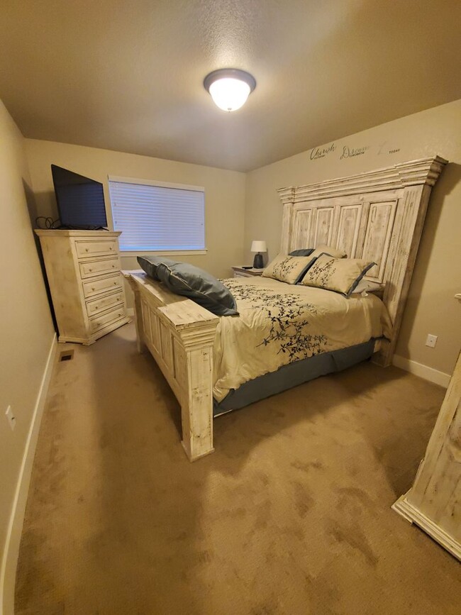 Foto del edificio - 2 Bed 2.5 Bath Condo in Mid-Fort Collins!