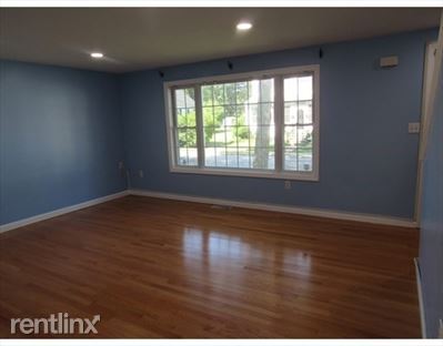Foto del edificio - 4 br, 2.5 bath Townhome - 37 Stevens Street