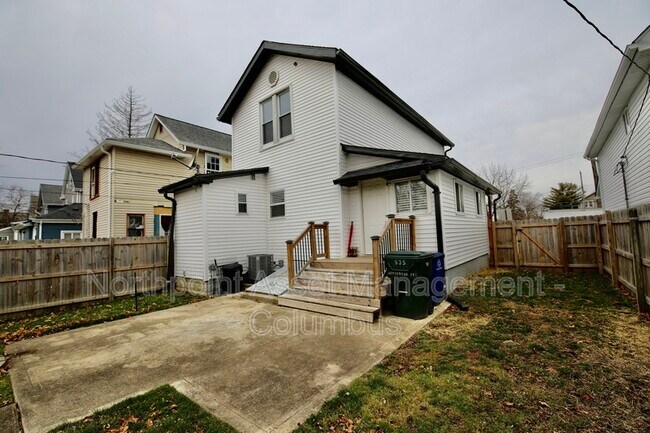 Foto del edificio - 535 Southwood Ave