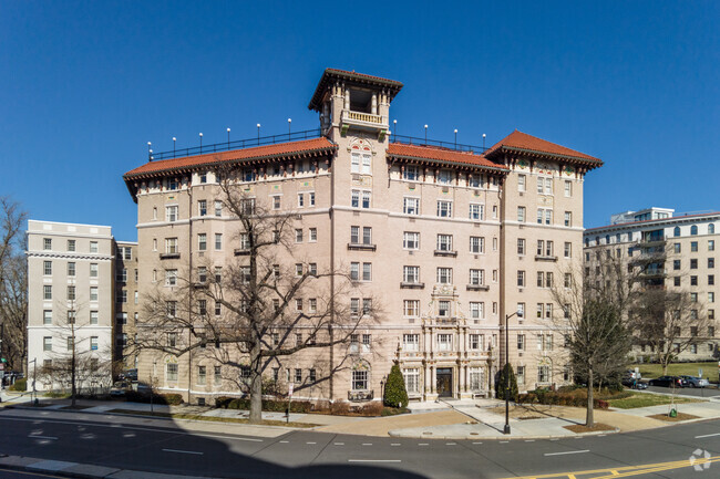 Building Photo - Woodward-A-Condominium