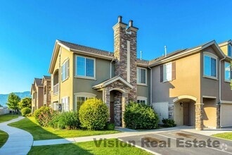 Building Photo - 71 N 1620 W