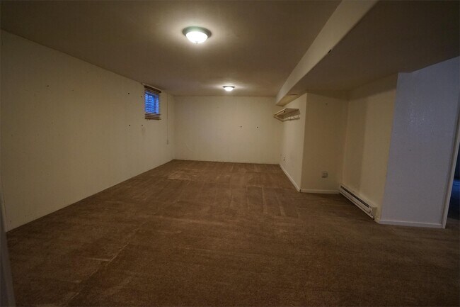Building Photo - 6065 Otis St