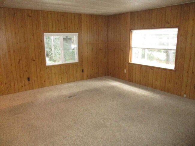 Foto del edificio - 2 Bedroom, 2 Bathroom Lake Holiday Home