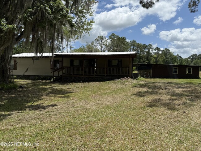 Building Photo - 3255 CR 208