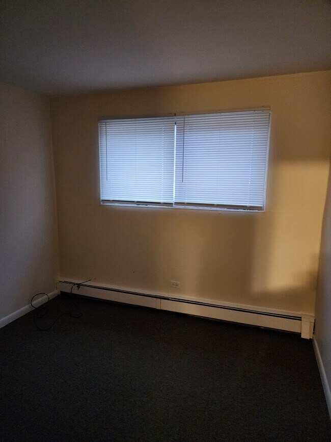Foto del edificio - 9822 Nottingham Ave