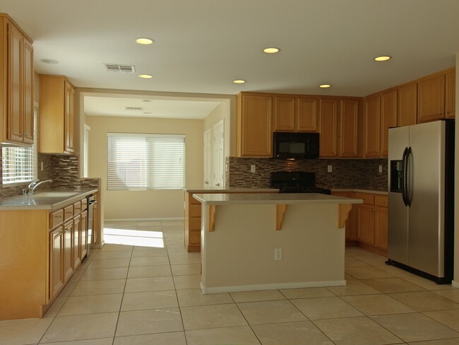 Building Photo - 4405 Haven Point Ave