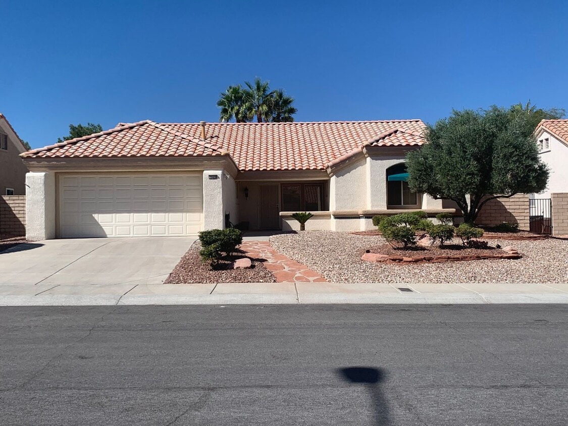 Primary Photo - Sun City Summerlin Home for Rent