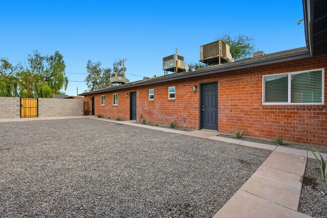 Foto del edificio - 1801 N 18th St