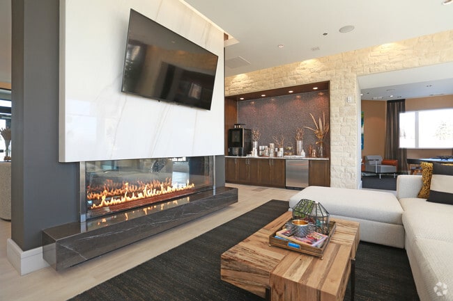 Interior Photo - Gateway Arvada Ridge
