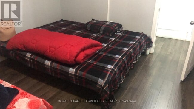 Photo du bâtiment - 125 Don Minaker Dr