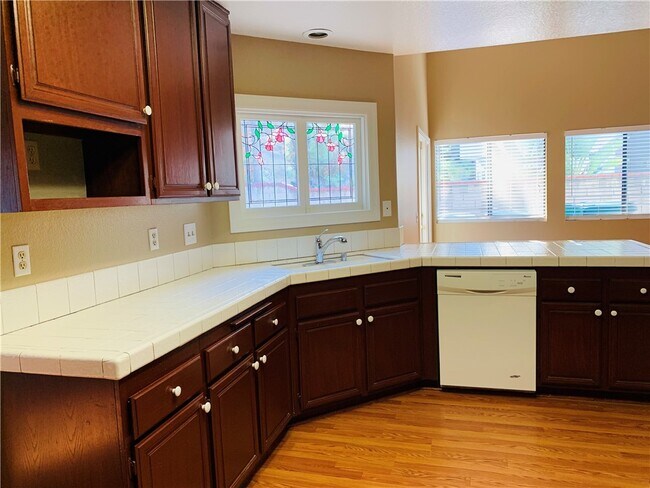 Foto del edificio - 23665 Meadcliff Pl