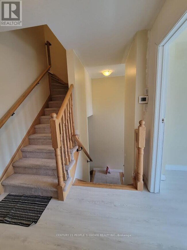 Building Photo - 420 Linden Dr