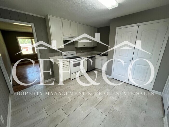 Foto del edificio - ? Adorable 3 Bedroom Home for Rent in Moore!