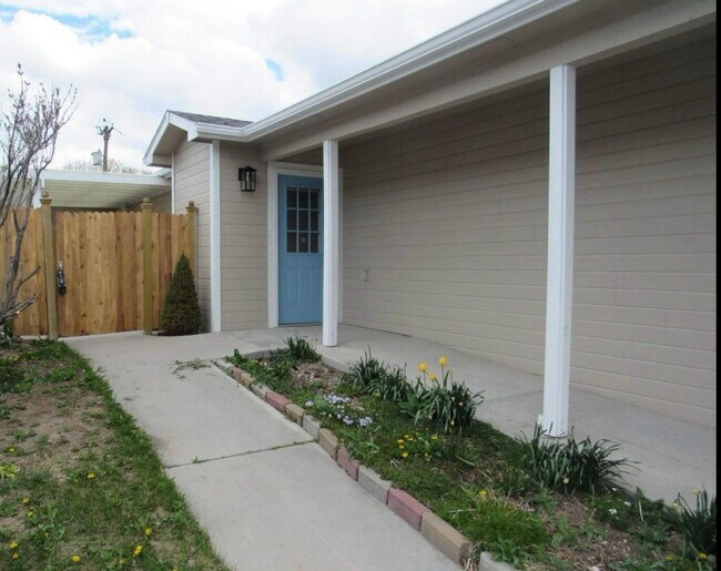 Foto del edificio - 3920 Robitaille Ct