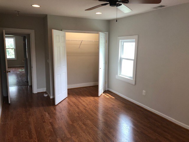 Mast Bed - 131 W Main St