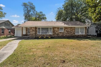 Building Photo - 3804 Erath Ave