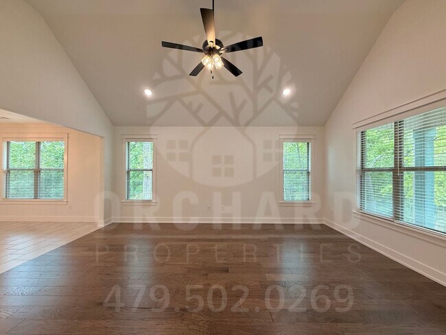 Building Photo - Bella Vista Single-Family Home- 2 Bed/ 2 Bath with Hobby Room- Beautiful Chase Plan
