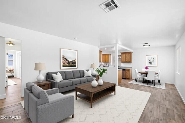 Foto del edificio - 528 W 18th St