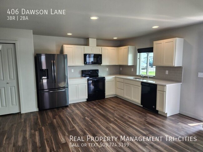 Building Photo - Newer Build Unit in Pasco