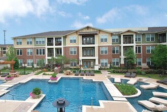 Building Photo - Terrawood