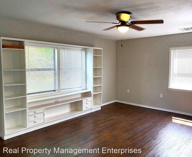 Building Photo - 3 br, 2 bath House - 526 S Monocoupe Dr
