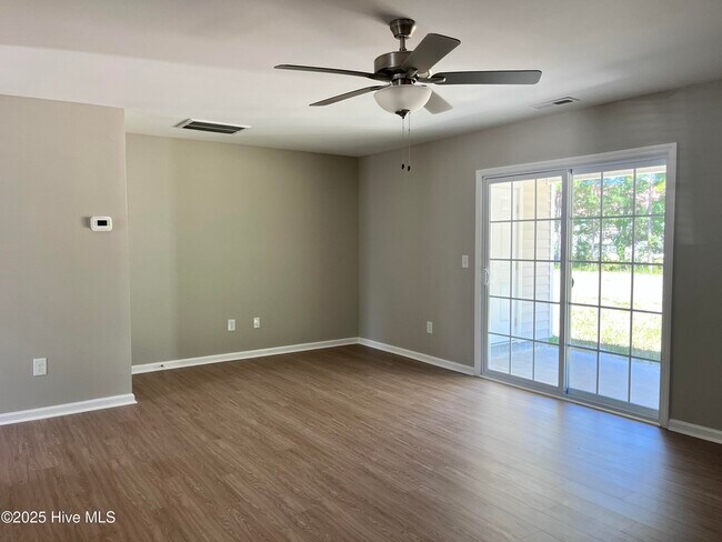 Building Photo - 1230 Masters Ln