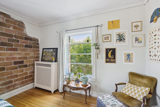 Foto del edificio - 2733 Girard Ave S