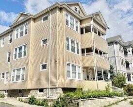 Building Photo - 30 Loxwood St