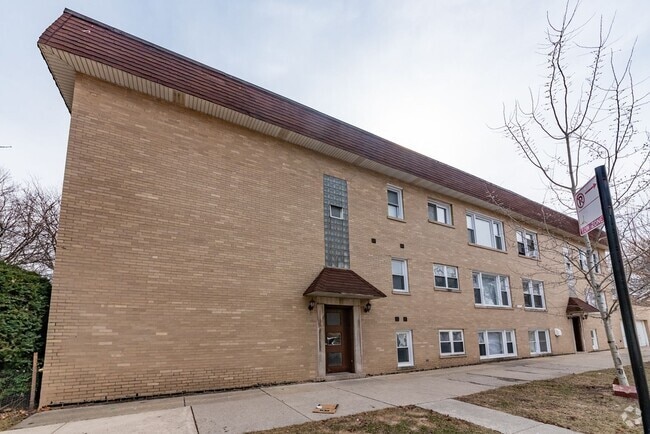 Building Photo - 3058 N Kostner Ave