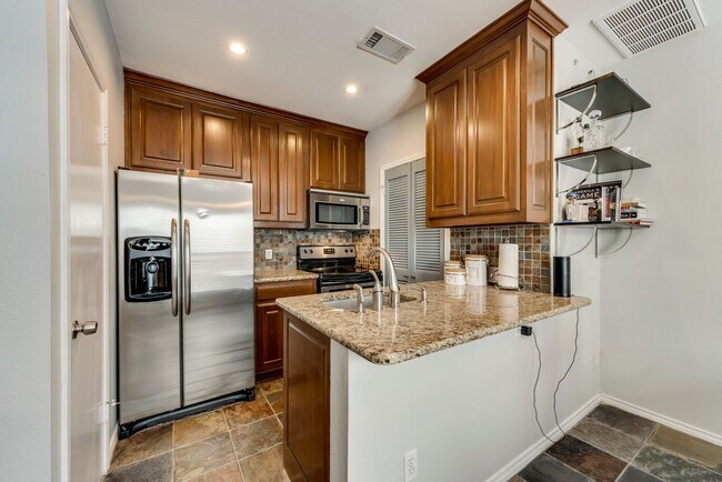 Building Photo - 4333 Bowser Avenue Unit#7, Dallas, Texas 7...