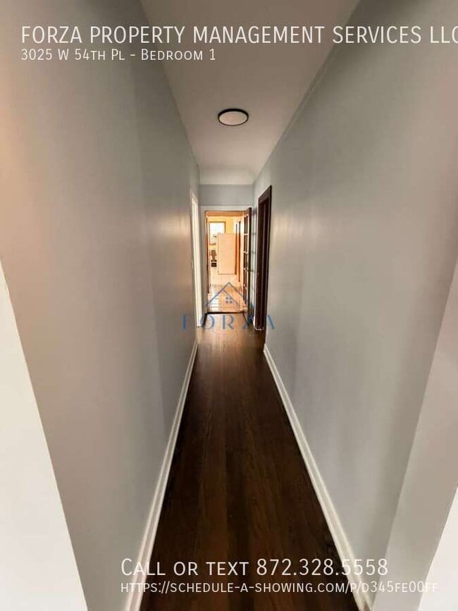 Foto del edificio - 3025 W 54th Pl