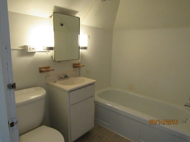 Foto del edificio - 402-apt1-4 Water St