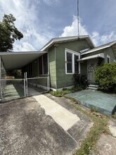 Building Photo - 1252 W 20th St