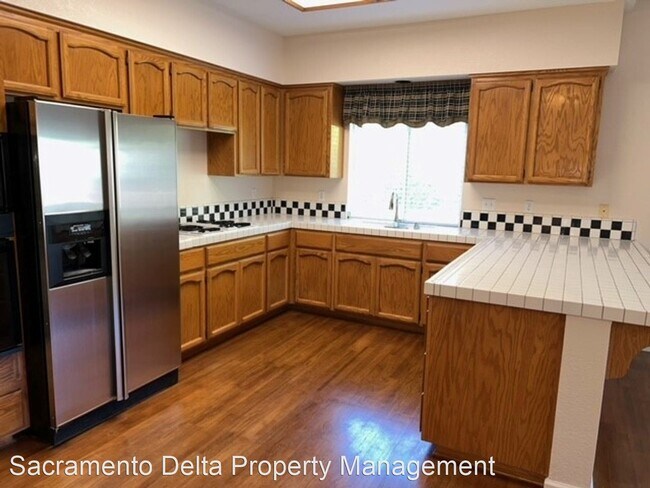 Building Photo - 3 br, 2 bath House - 9160 Scruggs Court