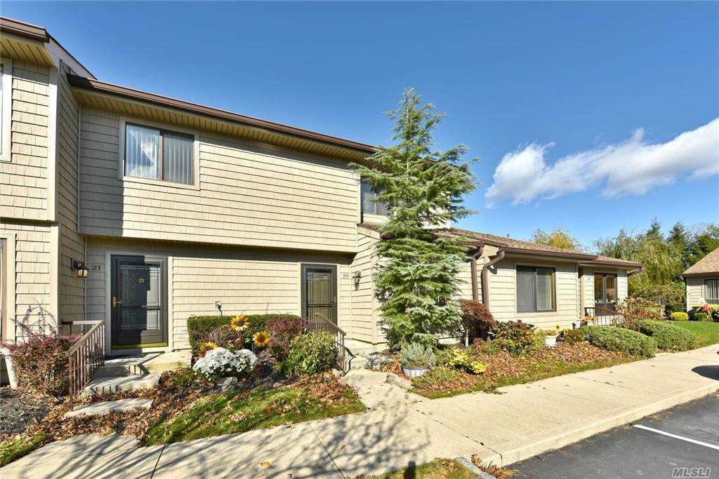 Foto principal - 20 Stanford Ct