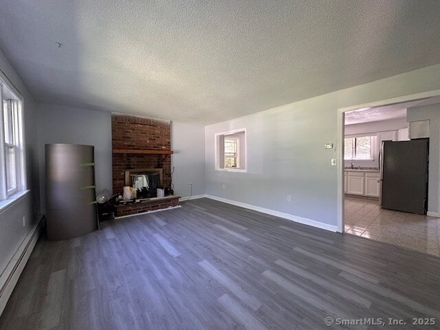 Foto del edificio - 259 Westchester Rd
