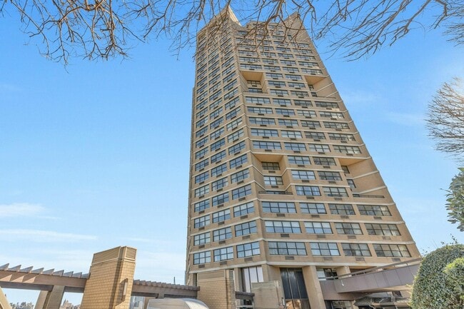 Building Photo - 7002 JFK Blvd E