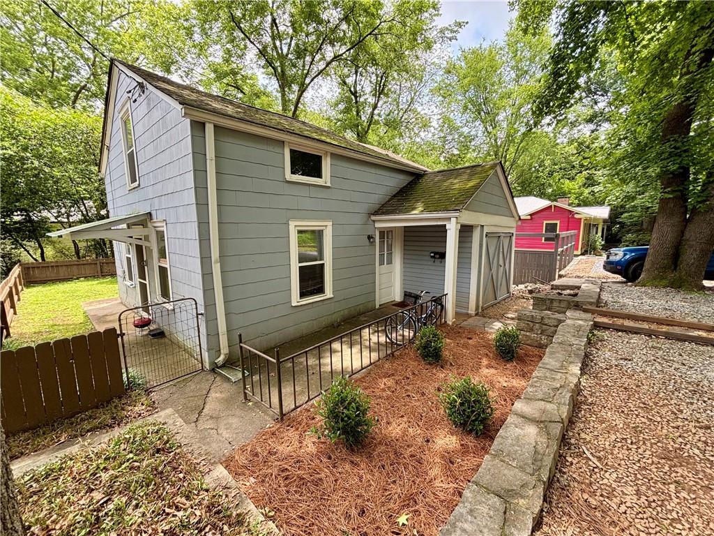 Primary Photo - 1325 McLendon Ave NE