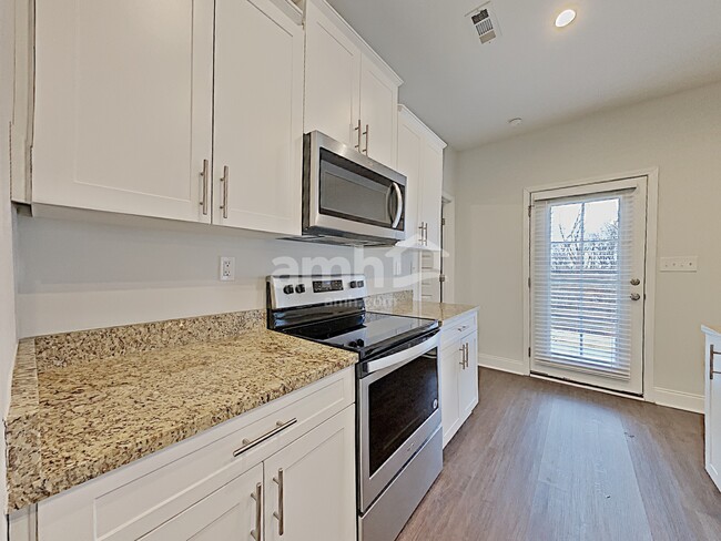 Foto del edificio - 5039 Mountain Springs Rd