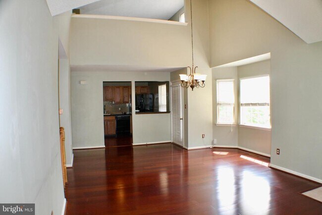 Foto del edificio - 3604 Waltham Ct