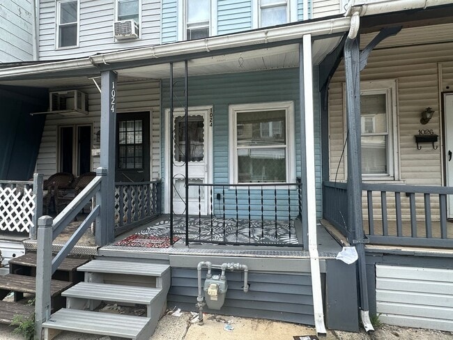 Photo - 1024 Birch St House