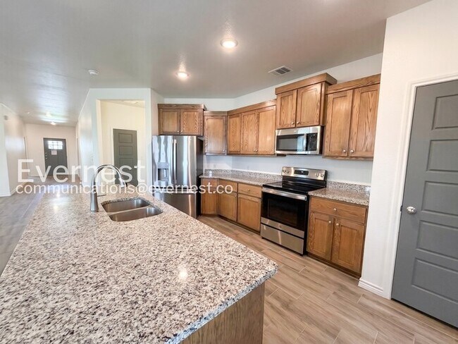 Foto del edificio - 2231 Hornbeam St