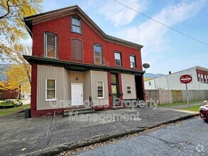 Building Photo - 1340 Erie Ave