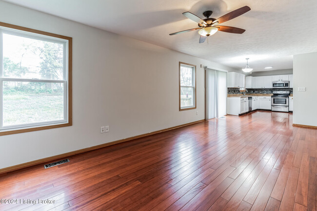 Building Photo - 10102 Winding River Way