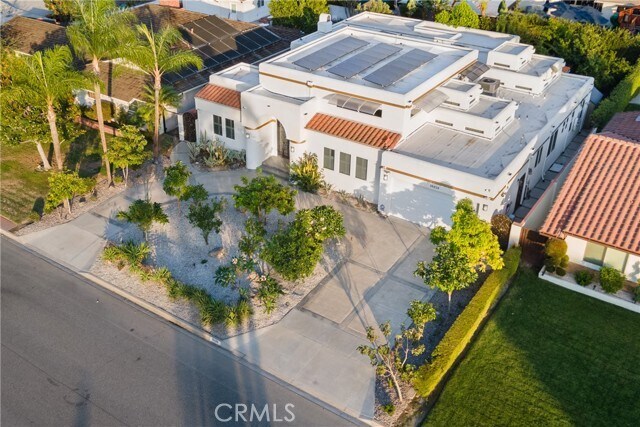 Foto del edificio - 10026 Mattock Ave